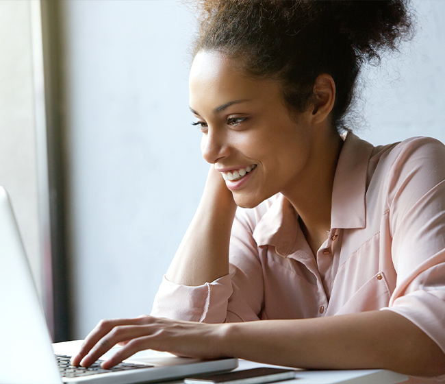 A woman during an online consultation with a dietitian on Maple