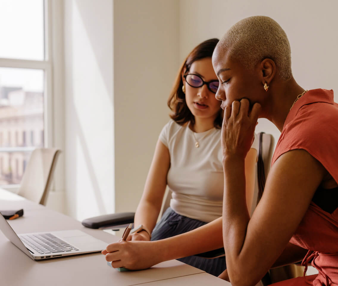 women-working-together-office